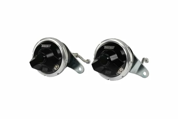 GenV IWG75 Twin Port Nissan GTR R35 Black 14 PSI Köp online